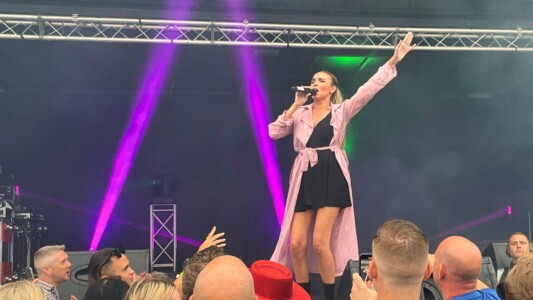 Chesterfield Pride 4