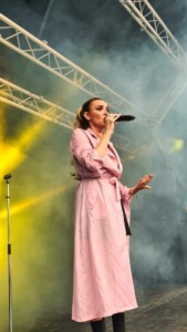 Chesterfield Pride 7