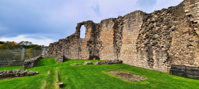 Conisbrough Castle 5