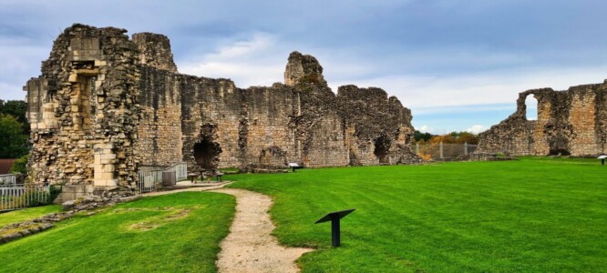 Conisbrough Castle 12