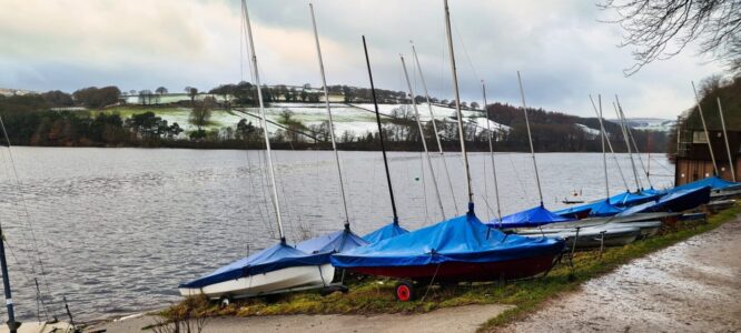 Damflask Reservoir 19