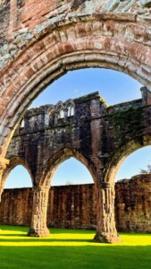 Sweetheart Abbey 4